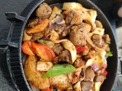 -撒拉人家.酸菜牦牛肉火锅