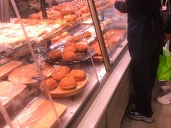 面包甜点陈列柜-巴黎贝甜(五道口店)