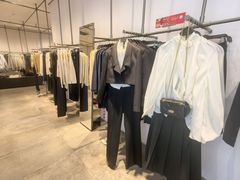 -URBAN REVIVO(富力海珠城店)