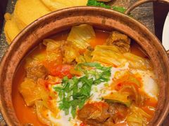 铜锅牛肉红菜汤-大理实力希尔顿酒店•御玺中餐厅