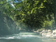 -雅鲁激流探险漂流