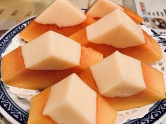 木瓜奶冻-广信牛奶甜品世家(台东店)