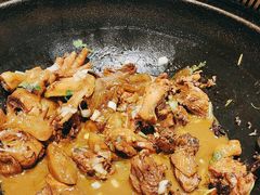 -咱屯子铁锅炖直营店(保利店)