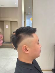 点击看大图 -Kraemer Paris苏豪路易士·嘉玛发廊