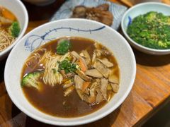 笋干三鲜面-囿面传统制面馆(中央路店)