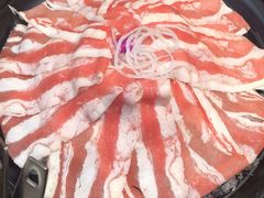 -老牌坊云南鱼豆花火锅(哈西万达店)