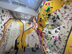 -问山MountQuest攀岩馆