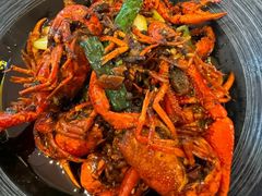 -肥肥虾庄·金牌油焖大虾(首义路店)
