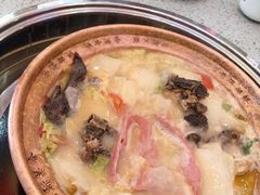 -阿婆情腊排骨火锅(金虹路店)
