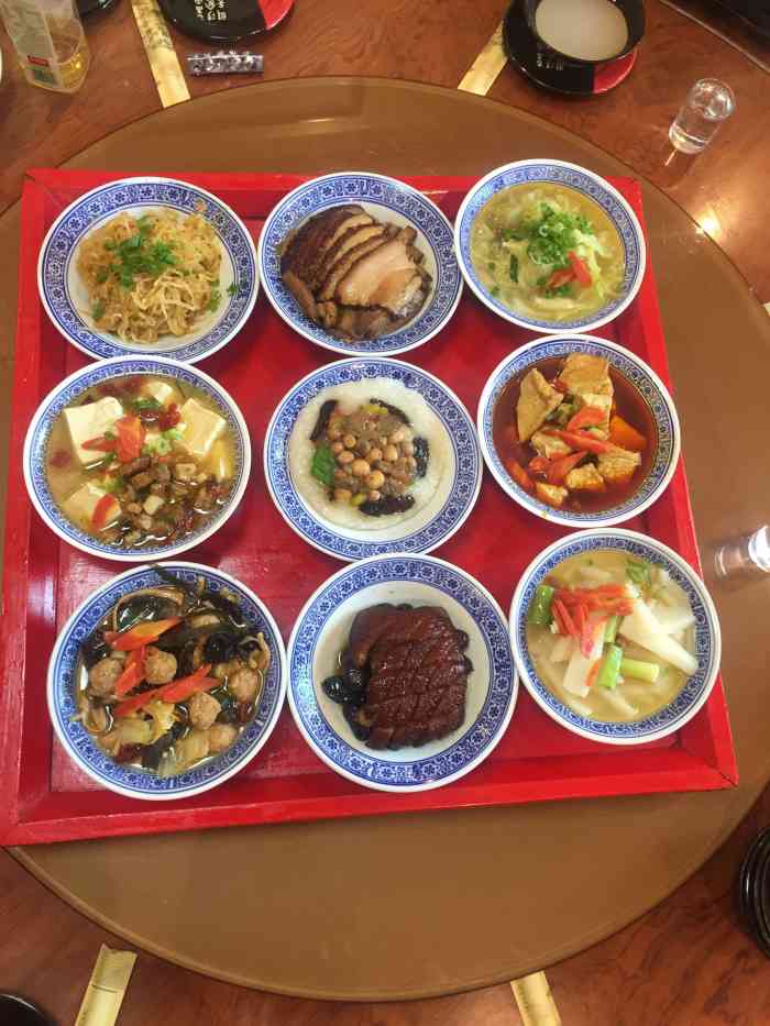 蓝田九大碗民俗食府[拔草[拔草[拔草]作为一个西安长大.
