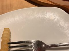 -必胜客(WOW中心城店)
