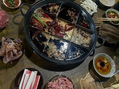 -正南齊北重庆老火锅(光华村直营店)