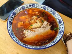 辣酱焖蹄面-裕兴记·三虾面(西北街总店)