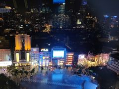 -上海南京路步行街假日酒店