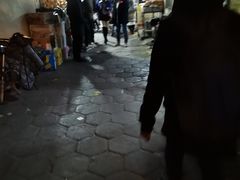 -许西美食一条街