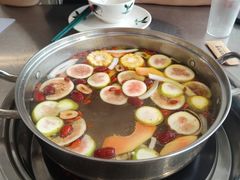 -誉龙凤鸡煲(南联店)