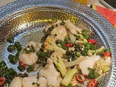 -小鱼小牛(世欧广场店)