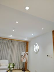 -HEYAN荷妍专业脱毛连锁机构