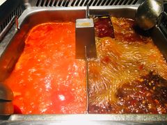 -海底捞火锅鲜切牛肉主题店(长寿路店)
