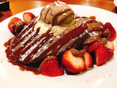 -Pancakes on the rocks(Darling Harbour)