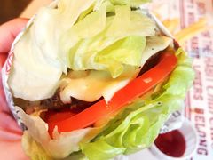 -The Habit Burger Grill 哈比特汉堡(复兴soho店)
