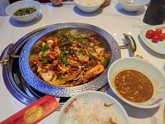 -何师傅美蛙鱼头(汉街店)