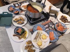 -金马门国际美食百汇(珞喻路店)