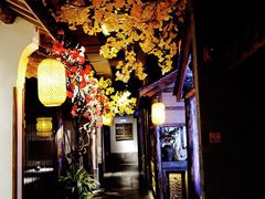 门面-四季厨房 鲁菜·孔府烤鸭(高新万达店)