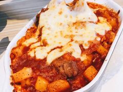 匈牙利风情牛肉焗饭-必胜客(武汉欢乐谷店)
