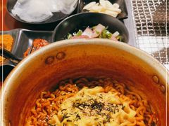 -肉甲韩国木炭烤肉(新壹街1店)