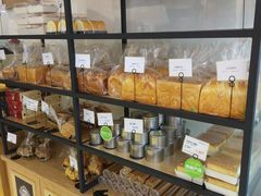面包甜点陈列柜-执茶识麦(万达华府店)