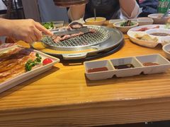 -喜来稀肉(北外滩白玉兰广场店)