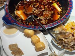 -何师傅美蛙鱼头(汉街店)