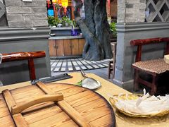 -万里闯关东铁锅炖菜馆(高新旗舰店)