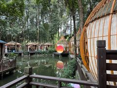 -二荆条·蜀鲜汇城市森林火锅