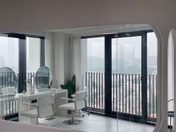 -Hello Lady发型设计