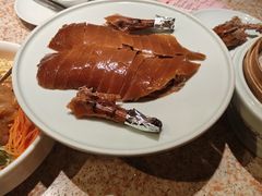 酥不腻烤鸭-红樱桃·欢乐餐厅(太原里店)