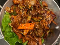 鱿鱼炒五花肉-富乐满韩国正宗炸鸡韩国料理(虹泉路店)