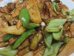-快乐老家三鲜饺子东北菜(南六中路店)