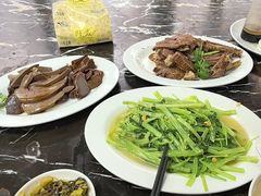 -乌文新澄海卤鹅店