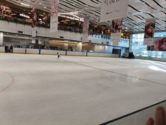 -冰纷万象滑冰场(沈阳万象城店)