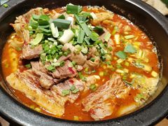 -云海肴·汽锅鸡·云南菜(天山百盛优客店)