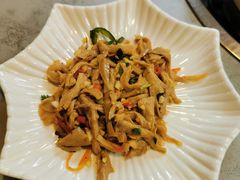香辣三丝菌-大理董·董家小厨野生菌火锅(古城旗舰店)
