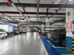 -百联中环购物广场-停车场