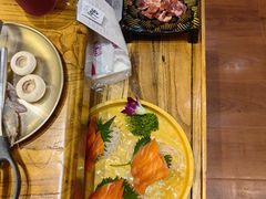 -金刚山黑牛炭火自助烤肉(西大望路店)