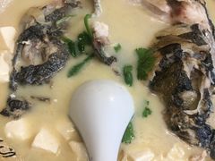 招牌鱼头汤-75幢私房菜馆