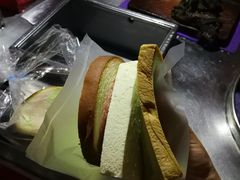-詹爷爷乌节路街头冰淇淋