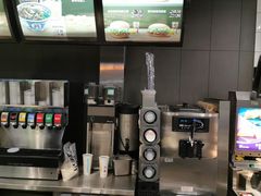 -麦当劳(郑州东高铁站店)