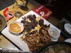 -大宝全猪馆(南京路店)