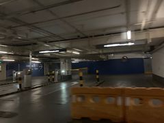 -国金中心-停车场